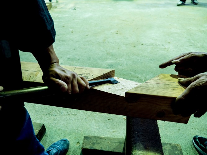 創業以来、約100年にわたり互いの技術を高め合い、受け継いでいます。