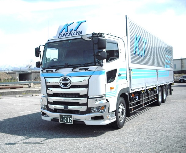 大型ウィング車
