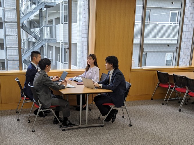 打ち合わせの様子です