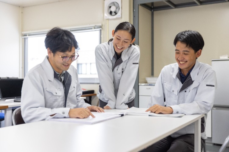 仕事風景　現場事務所