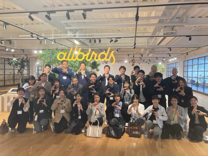 企業見学ツアーの設計およびコーディネート