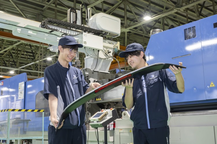 幅広い技術力で新しい価値を創り出す「開発先行型企業」