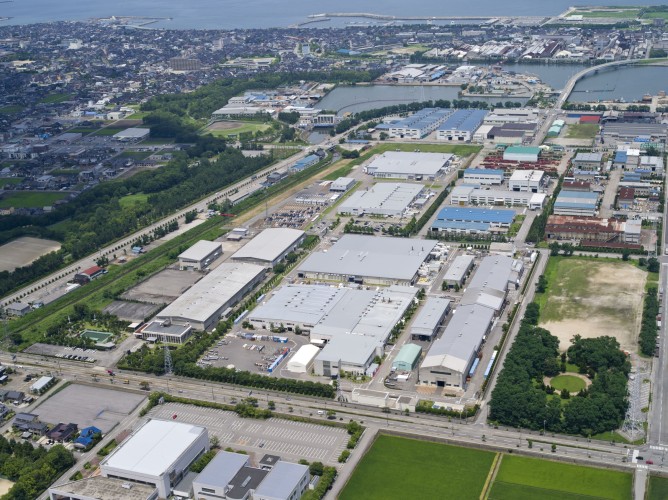 本社工場の空撮写真