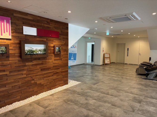 御用の方はお気軽にお入りください