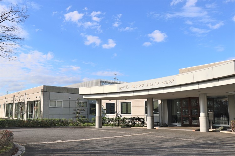 富山市婦中町にある社屋
