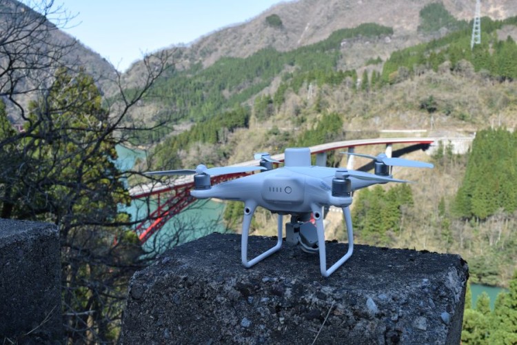 ドローンやレーザースキャナなどICT施工積極導入