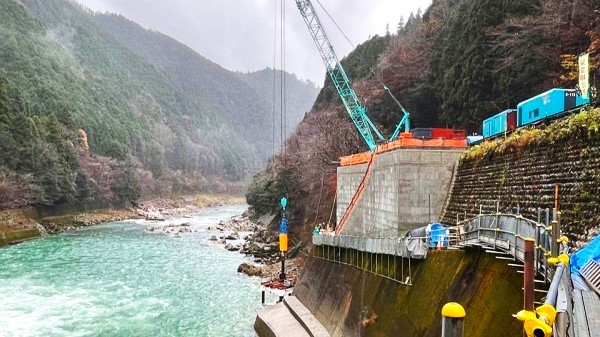 水力発電所工事の様子