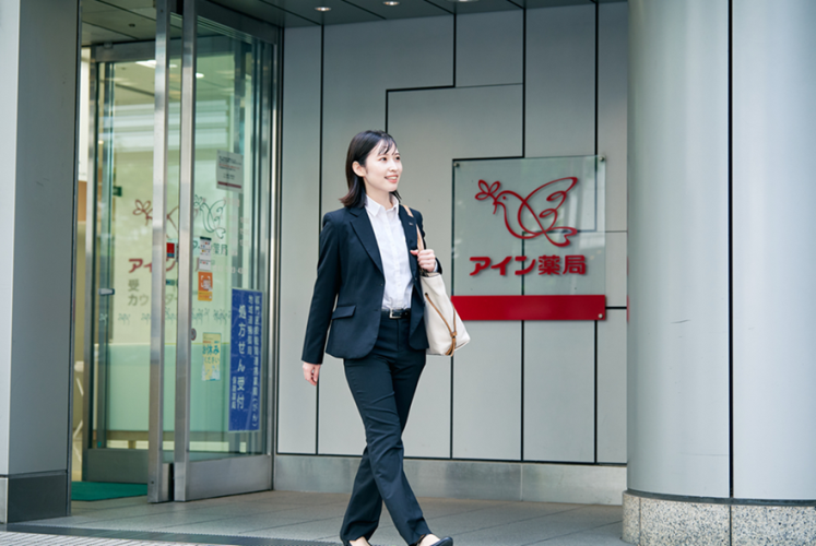 店舗、本部のどちらでもキャリアアップができます。